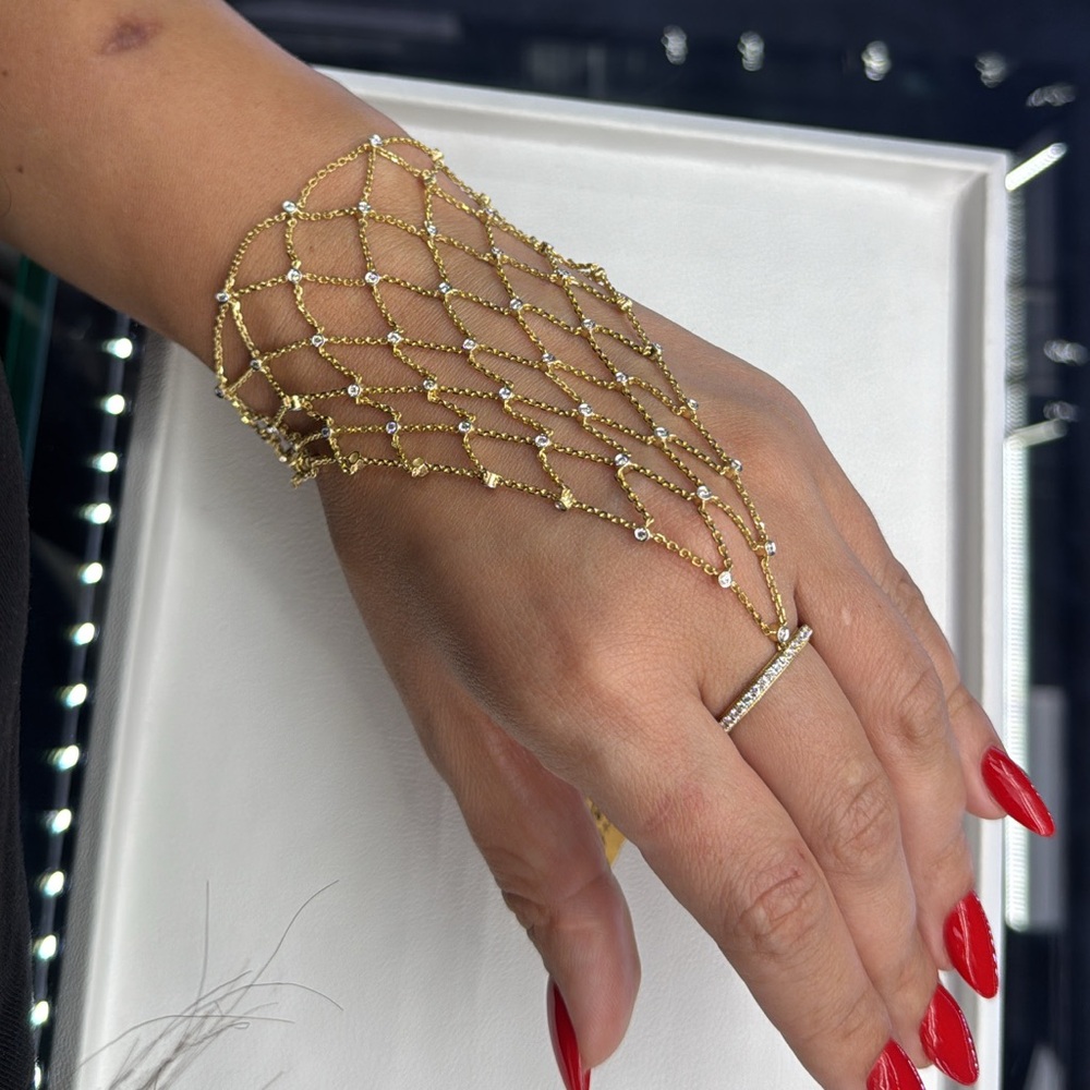 Shahmaran Gold Bracelet With Diamond (18K-750)